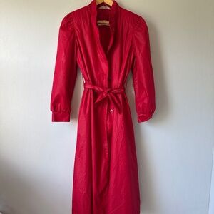 Vintage  BRAETAN  made in Hong Kong red tie waist coat button front